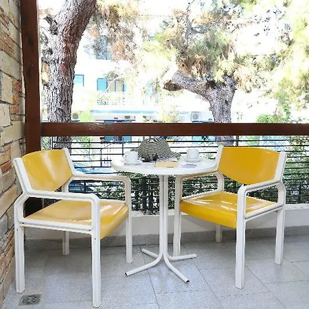 Hotel Dionysos &