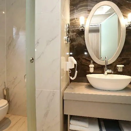 Hotel Dionysos & 3*